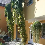 Alte Post 3*